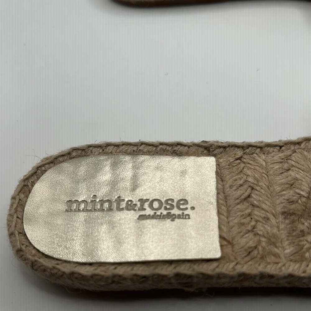 Mint & Rose Sz 11 Metallic Gold Slide Sandals Made‎ in Spain